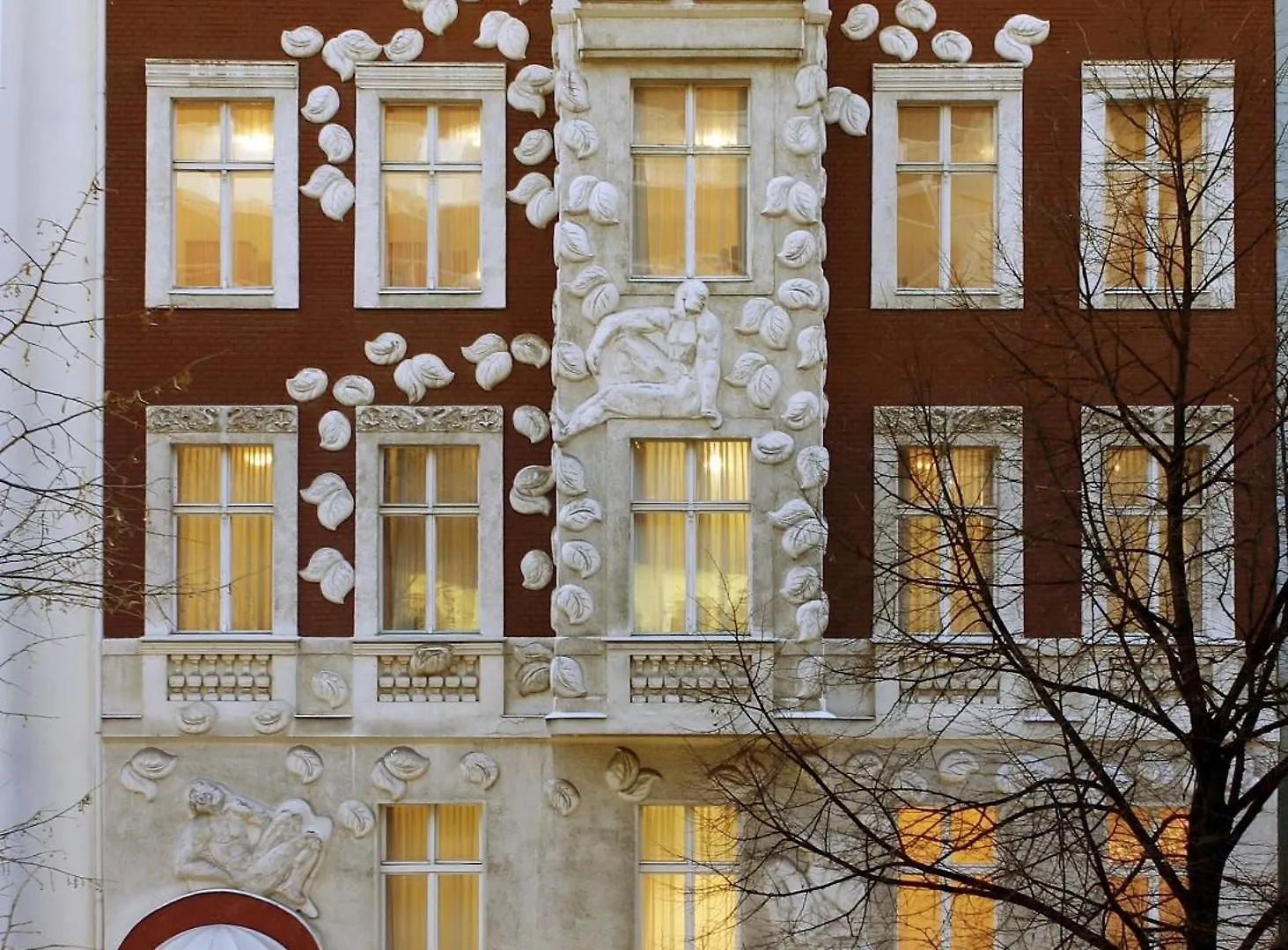Air In Berlin Hotel 3*,