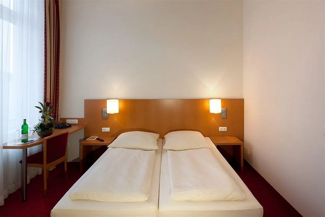 Air In Berlin Hotel